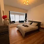 Charmante Art Deco Rijwoning Сasa de vacaciones *